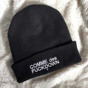 COMME des FUCKDOWN beanie